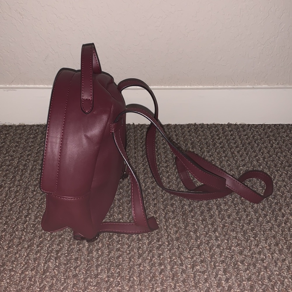 Reversible Strap Backpack/Purse - Picture 2 of 4